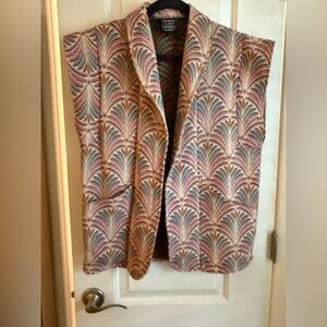 Colorful muscle-like unique vest